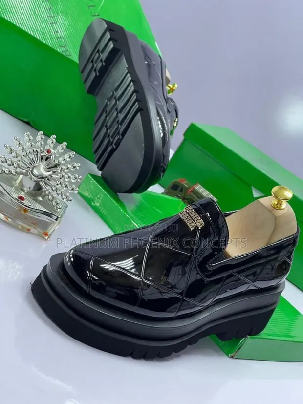 Bottega Veneta Double Sole Black Leather Loafers - Image 3