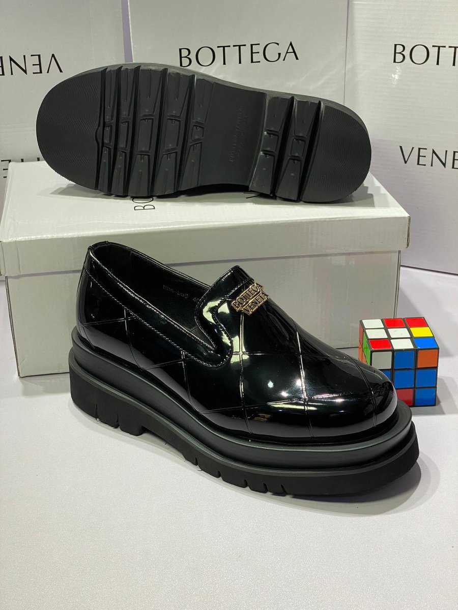 Bottega Veneta Double Sole Black Leather Loafers - Image 2